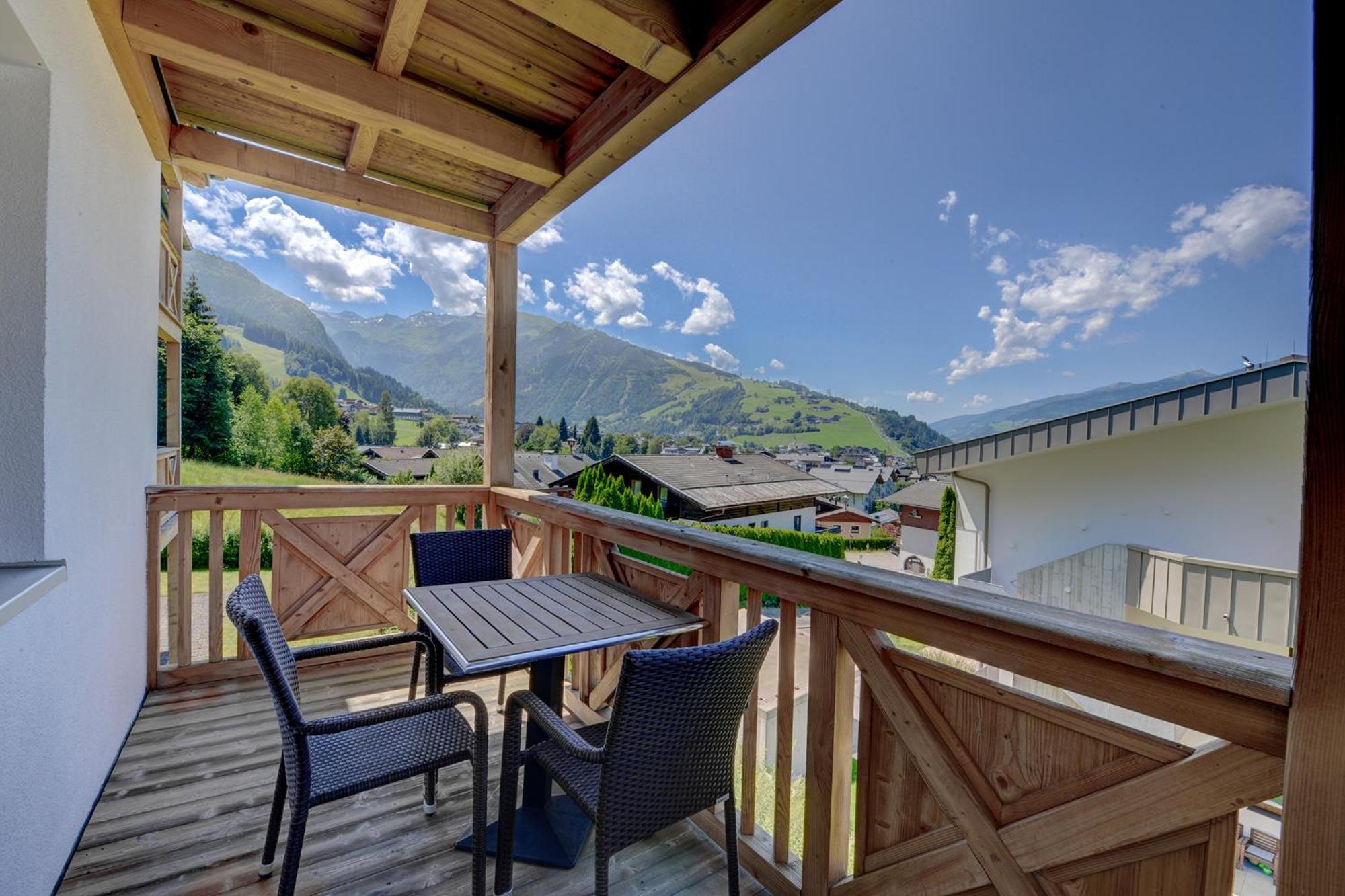 Residenz An Der Burg By Kaprun Rentals Exteriör bild
